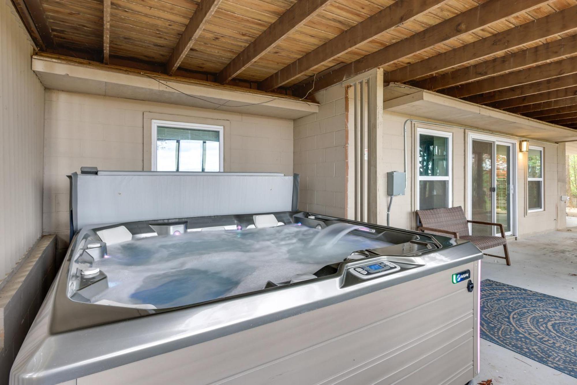 Hot Springs Home With Views, Hot Tub And Golf Access Экстерьер фото
